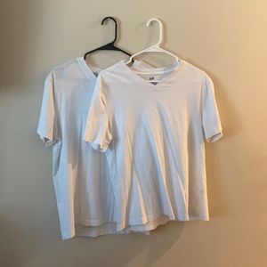 H&M !Bundle! 2 V-Neck & 1 regular